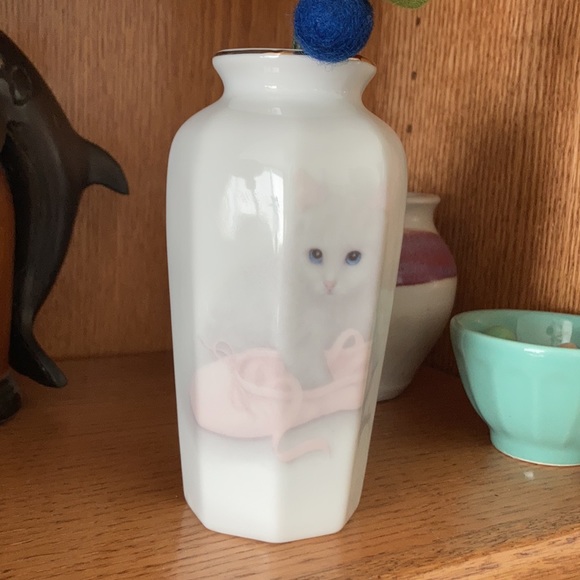 Vintage Otagiri Bob Harrison kitten vase - Picture 3 of 7